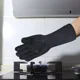 thumbnail image 5 of Guantes Para Fuego Aptos Para Horno Barbacoa O Asador Color Negro, 5 of 8