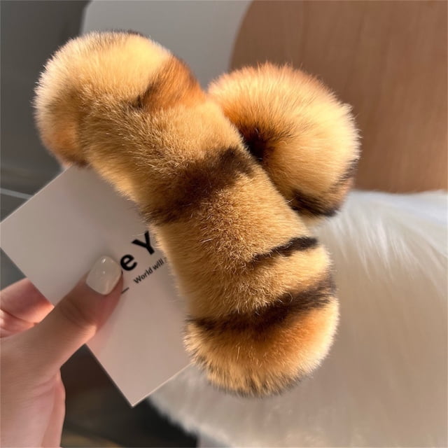 Fiudx Horquilla de Pelo Peluda, Pinza de Lana Cálida, Elegante Accesorio Peludo, Horquilla de Agarre Grande, Pinza para El Pelo con Diseño Antideslizante, Moda Otoño-Invierno, Regalo para Mujeres y N