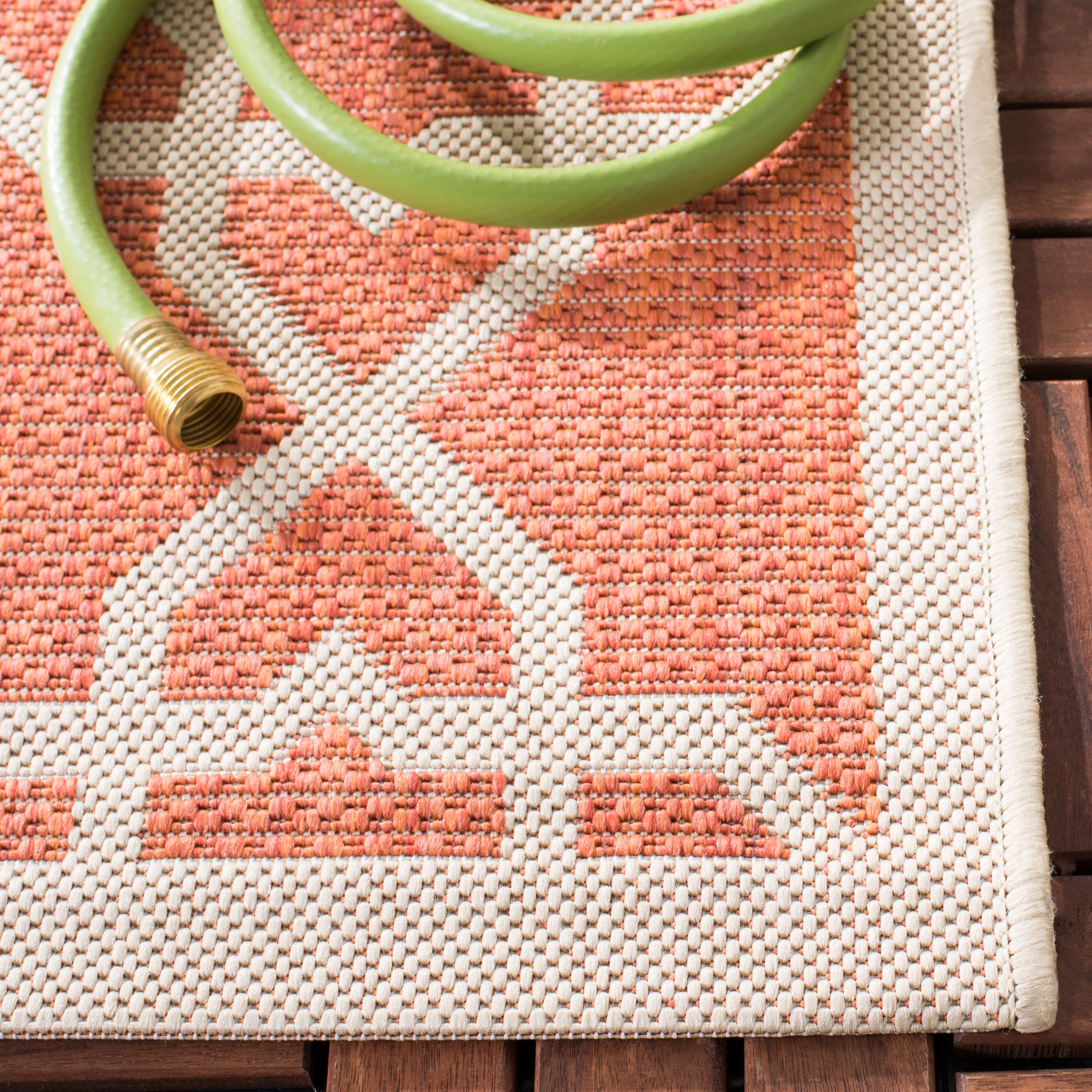 Safavieh Courtyard Carol Geometric Indoor/Outdoor Area Rug, Terracotta/Beige, 6'7" x 6'7" Square