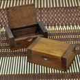 thumbnail image 3 of Soporte de madera para palillos de dientes, mini caja de almacenamiento de palillos de dientes de bolsillo retro, adecuado para la cocina del hotel en casa, dispensador de palillos de dientes portátil para decoración del hogar Rojo Verde, 3 of 4