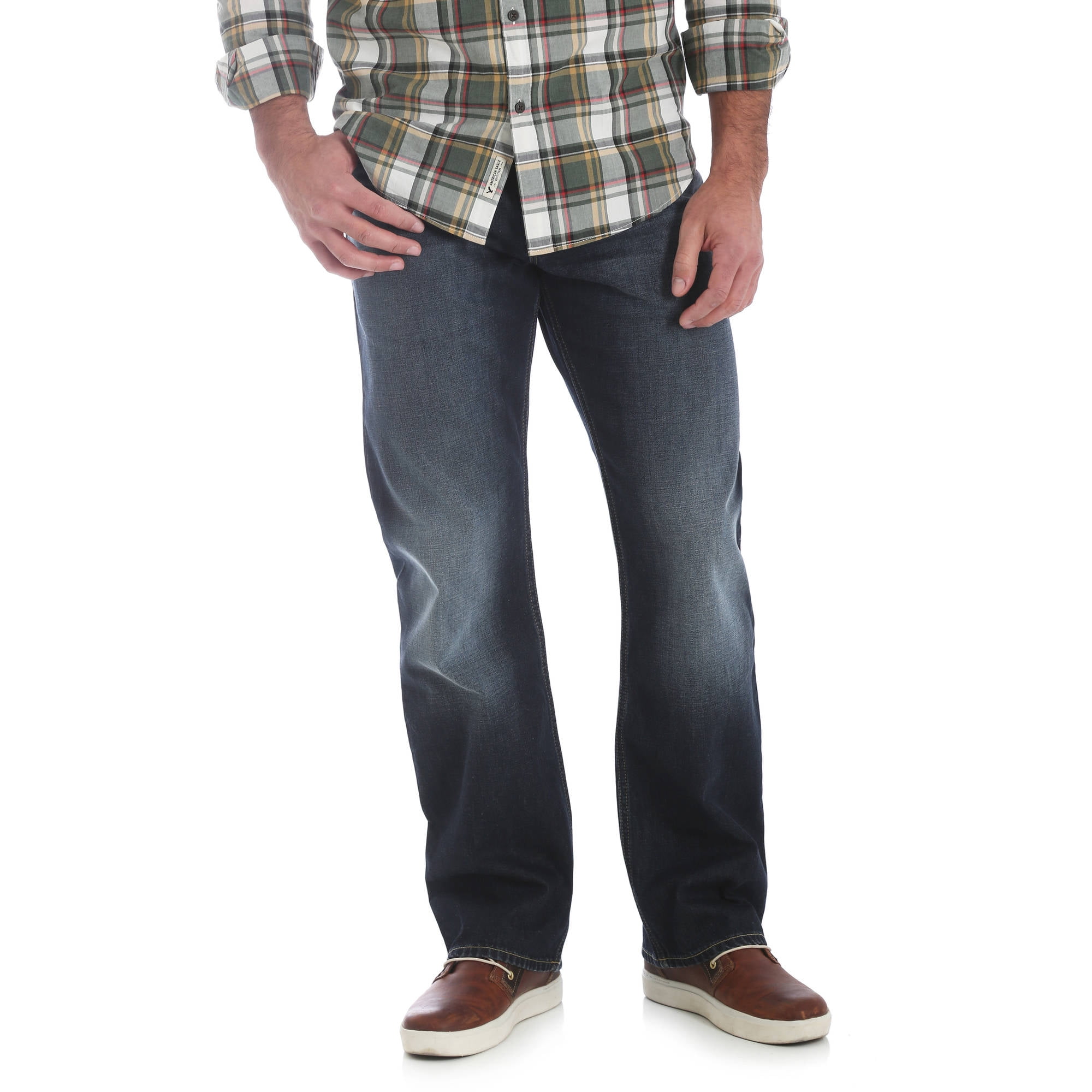 Wrangler Men's Relaxed Bootcut Jean with Stretch - Walmart.com