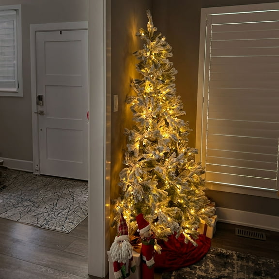 Fraser Hill Farm 6.5-Ft. Flocked Half Christmas Tree with Warm White LED Lights, FFHTA065-5SN