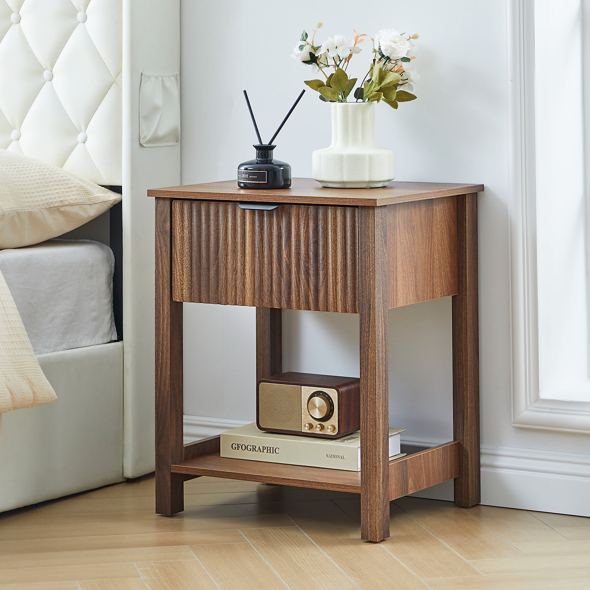 PHOYAL Fluted Nightstand for Bedroom, Wood Bedside Table with Drawers, Walnut