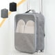 thumbnail image 1 of Bolsa impermeable para guardar zapatos - Contiene 4 pares de zapatos, organizador de viaje con 3 compartimentos, bolso de poliéster gris de 14x23x31cm, 1 of 6