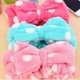 thumbnail image 2 of Bandana de Cuidado Facial con Gran Lazo, Diseño de Rayas Moradas y Blancas, Ideal para Spa, Yoga y Maquillaje, Suave y Elástica para Adultos y Niños., 2 of 6