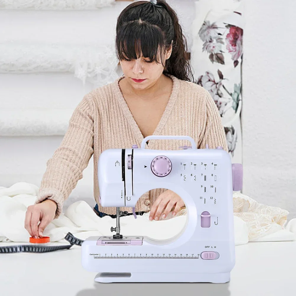 Portable Sewing Machine for Beginners, Mini Electric Sewing Machine with 12 Stitches, Presser Foot & Pedal – For Household Crafting, Mending & Overlock, Easy to Use
