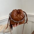 thumbnail image 2 of Bolso pequeño con cadena de moda de celebridades de Internet para mujer, primavera 2025, nuevo, versátil y elegante, bolso bandolera tipo cubo, 2 of 5