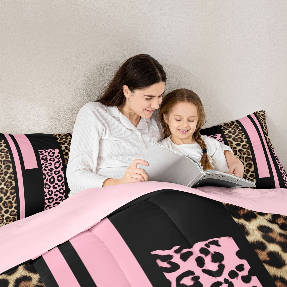 Feelyou Pink Cheetah Print Bedding Comforter Set for Women, Fashion Abstract Ombre Twin Comforter Sets, Leopard Wildlife Reversible Bedding Set, Luxury Bedroom Decor, 2-Piece