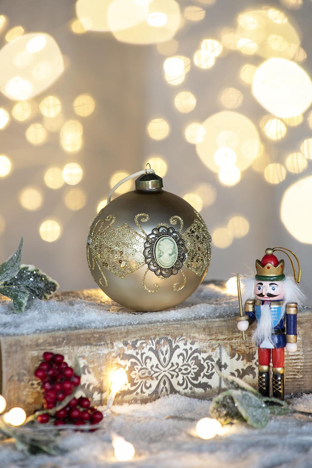 Set of 6 Glass Christmas Ball Ornaments with Glitter and Painting Design by Riccardo Tree Decor