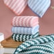 thumbnail image 2 of Injueey 10 paños de microfibra de primera calidad, forro polar de Coral, súper absorbentes, sin arañazos, reutilizables Suministros de limpieza para el hogar, 2 of 6