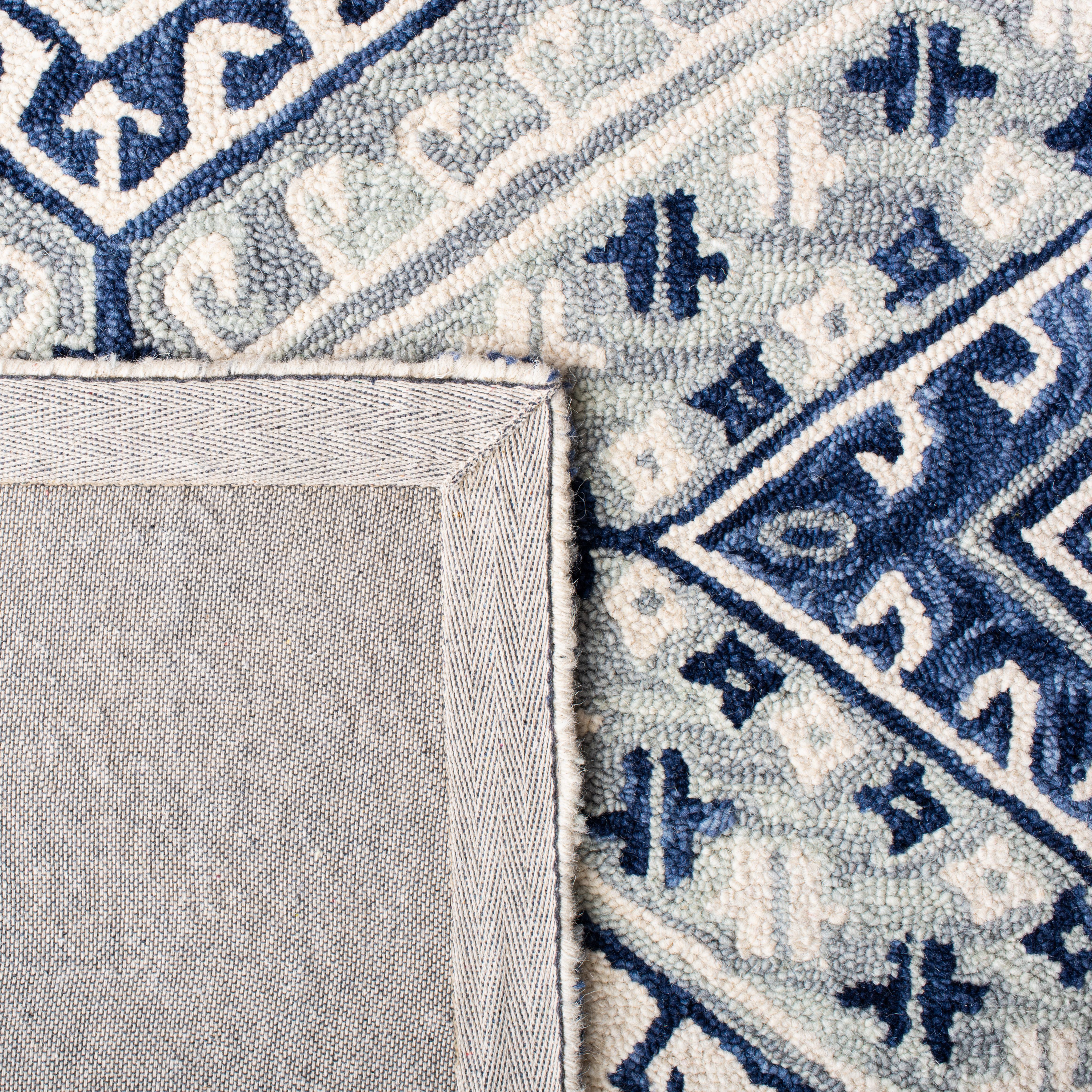SAFAVIEH Aspen Celandine Geometric Wool Runner Rug, Grey/Navy, 2'3" x 7'