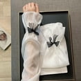 thumbnail image 1 of Mangas de lazo de seda helada para mujer: guantes de protección solar, de gasa, corte holgado, diseño elegante para viajes de verano y uso diario., 1 of 5