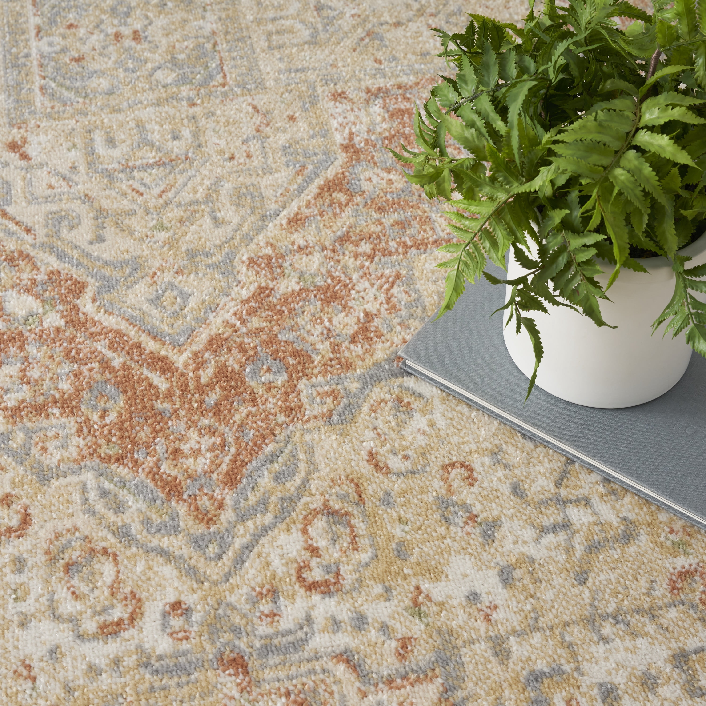 Nourison Essentials Indoor/Outdoor Beige Rust 4' x 6' Area Rug (4x6)
