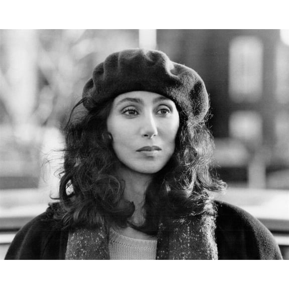 Cher looking chic wearing beret from 1987 movie Suspect 5x7 inch photo