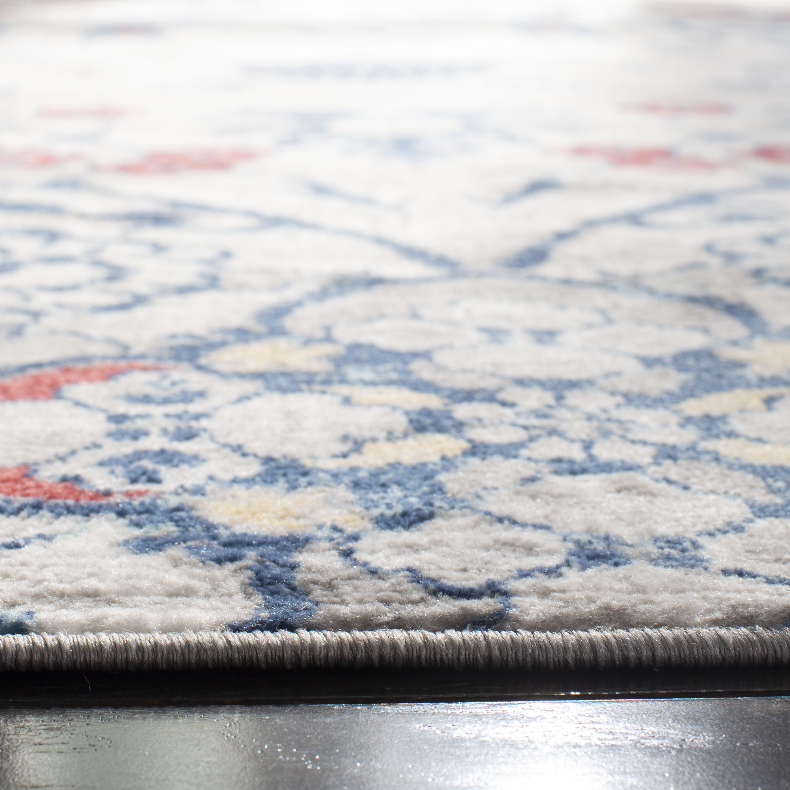 SAFAVIEH Brentwood Rudolf Southwestern Area Rug, Navy/Gray, 6'7" x 6'7" Round