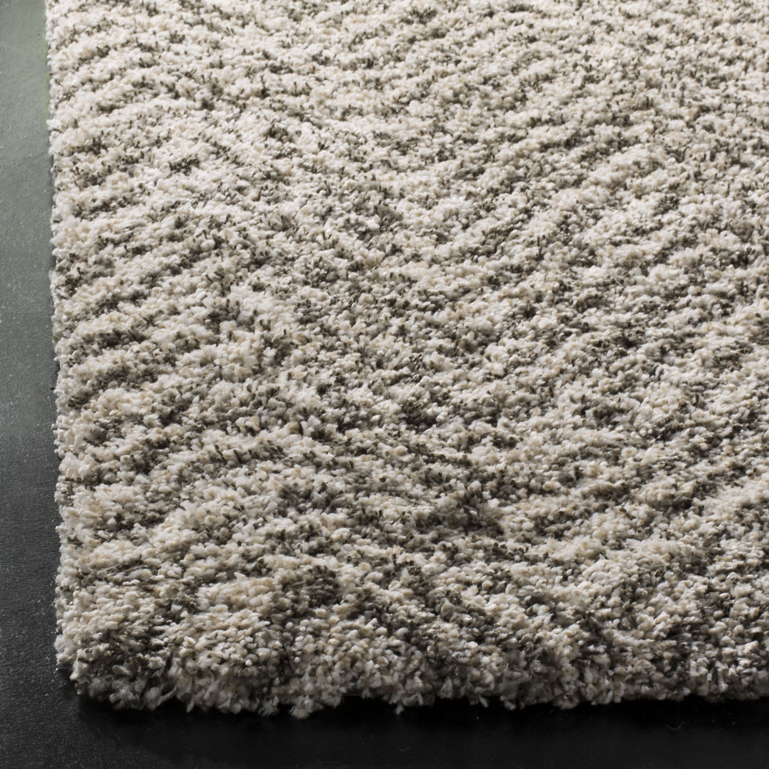 SAFAVIEH Hudson Shag Jake Chevron Area Rug, Ivory/Grey, 10' x 14'