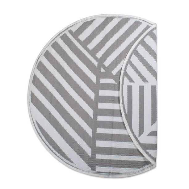 DII Gray Geometric Outdoor Rug 5 Ft Round
