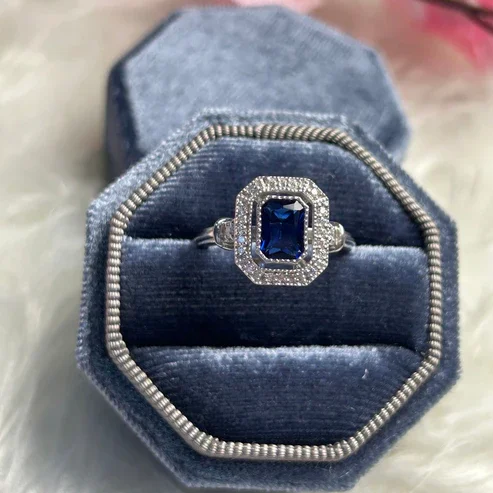 Antique Blue Sapphire Wedding Ring in 925 Sterling Silver – Halo Diamond Engagement Ring, Art Deco Promise Ring for Her