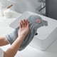 thumbnail image 5 of Toallas de mano de terciopelo para cocina y baño | Toalla de mano de microfibra absorbente sin pelusa con colgador | Toalla decorativa suave y transpirable para secarse las manos en casa, 5 of 6