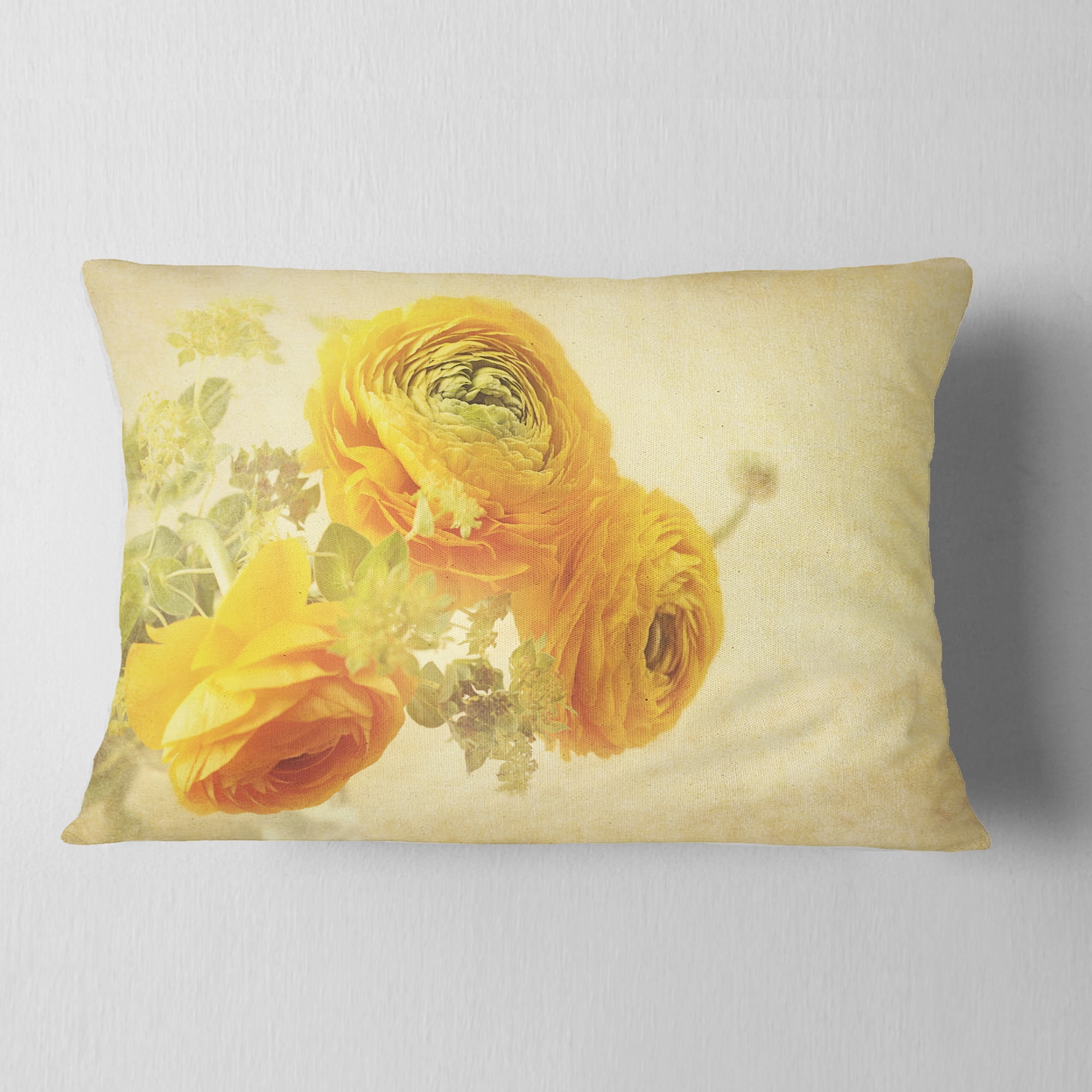 Designart Bunch of Yellow Ranunculus Flowers - Floral Throw Pillow - 12x20