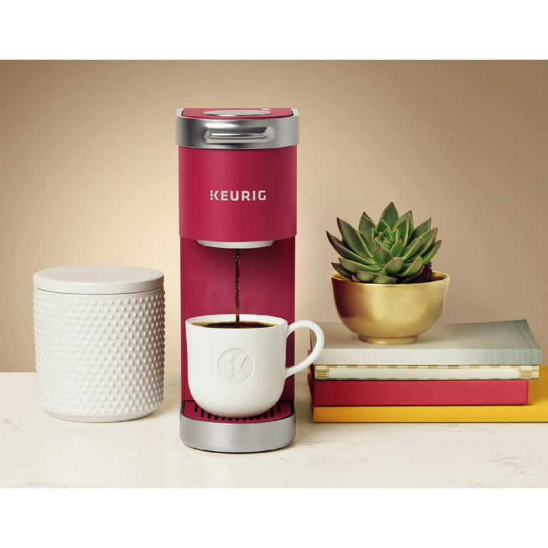 Keurig K-Mini Plus Coffee Maker, Single Serve K-Cup Pod Coffee Brewer, 6 to  12 oz. Brew Size, Stores up to 9 K-Cup Pods, Cardinal Red