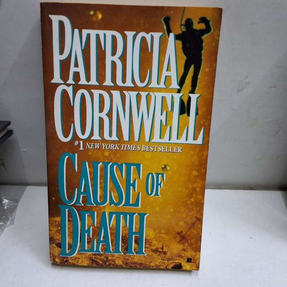 Pre-Owned Cause of Death (Kay Scarpetta) Paperback