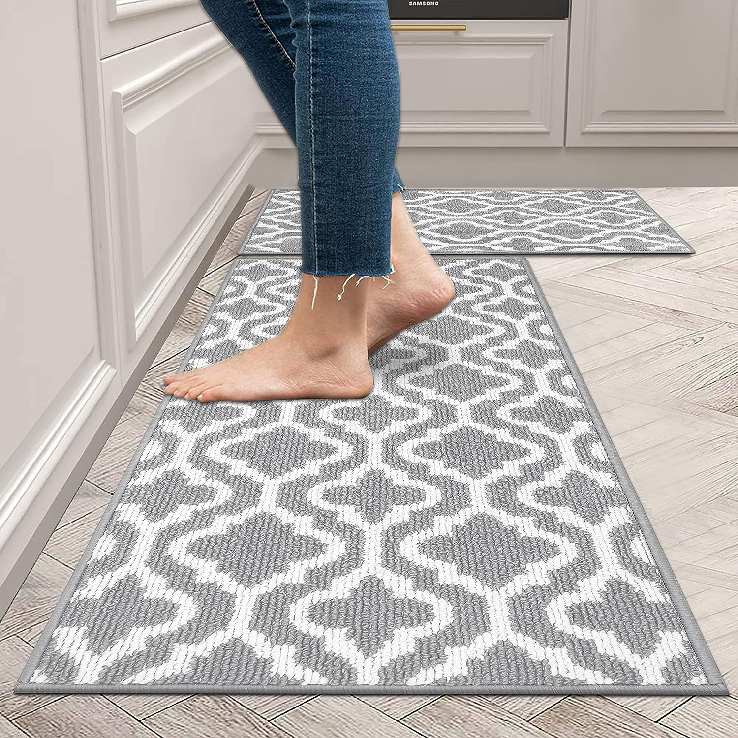 Findosom 20"x32"+20"x48" 2pcs Kitchen Rug Set Non Slip Kitchen Runner Rug and Doormat Washable Kitchen Mats Set Indoor Doormat Runner Rugs for Kitchen Laundry Hallway Entryway Grey Floral