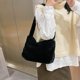 thumbnail image 4 of Bolsa de felpa suaves y cálidos para mujer mullidos para las axilas de noche retro Likrtyny Para Estrenar, 4 of 9