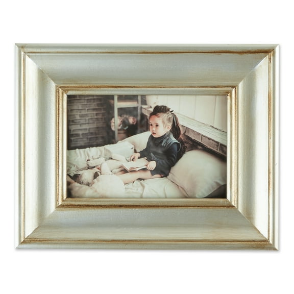DII 4x6 Antique Silver Rub Farmhouse Glass Picture Frame