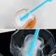 thumbnail image 2 of Molde de hielo de silicona con forma de guitarra para modelar enrejado de hielo, tres enrejados (azul, 1 unidad), 2 of 5