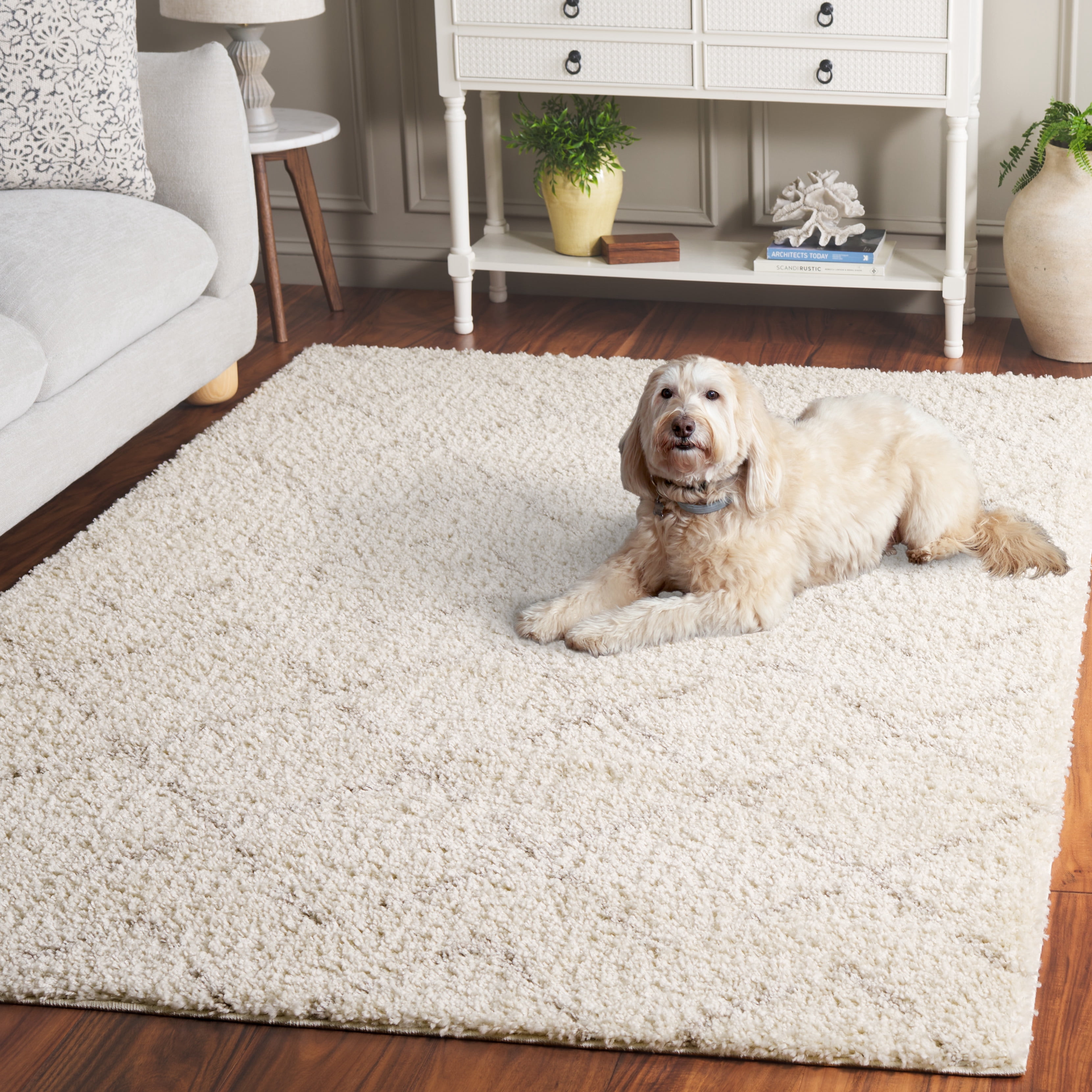 SAFAVIEH Arizona Zarif Geometric Shag Area Rug, Ivory/Beige, 9' x 12'