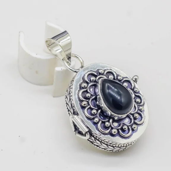 925 Sterling Silver Black Onyx Gemstone Handmade Jewelry Poison Pendant Size-2
