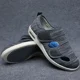 thumbnail image 3 of XIHAHA-zapatos informales para mamá y papá, sandalias ortopédicas, pies anchos, zapatos hinchados, ajuste de eversión del pulgar, zapatos suaves y cómodos para diabéticos, 3 of 5