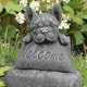 thumbnail image 2 of Estatua de bulldog francés, decoración de jardín, letrero de bienvenida, adorno artesanal de resina, escultura para interiores y exteriores, 2 of 5