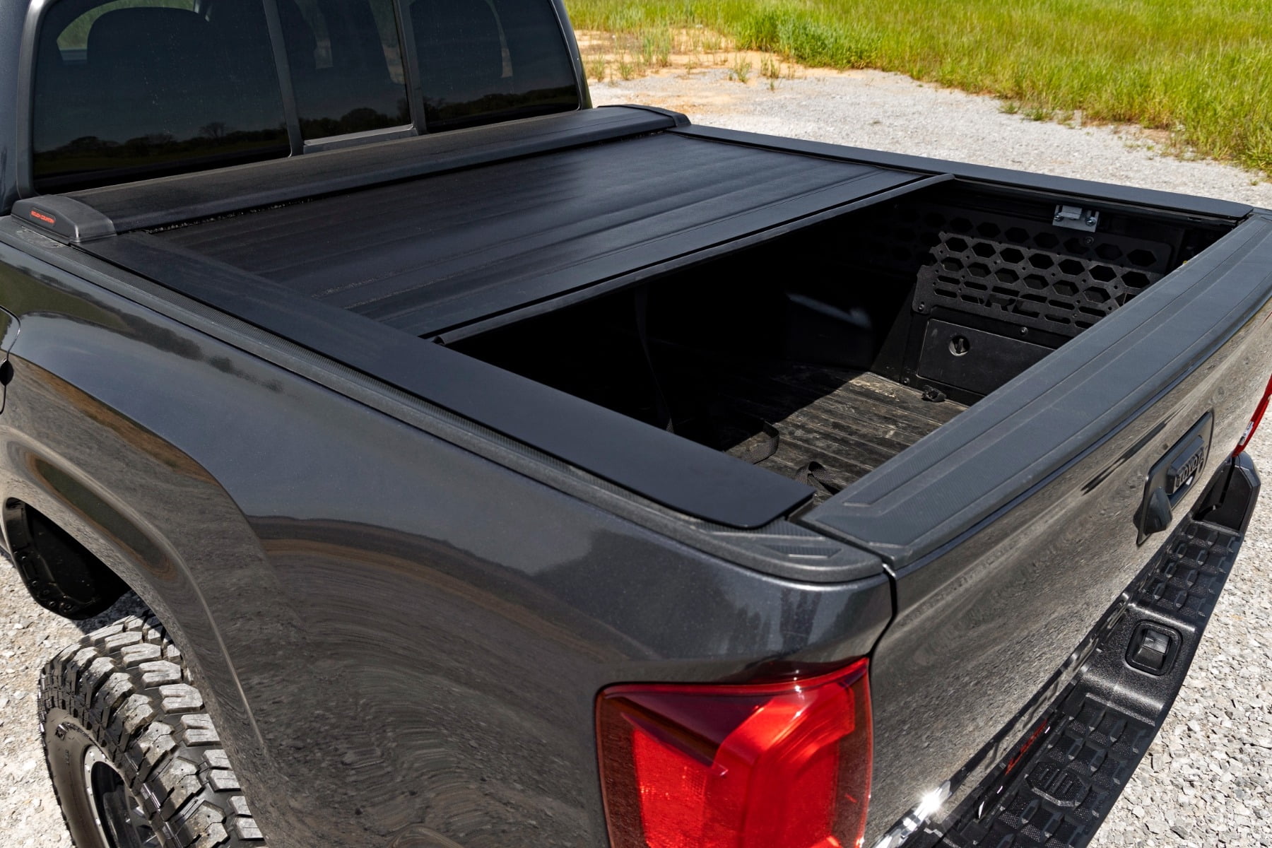 Rough Country Retractable Bed Cover for 16-23 Toyota Tacoma