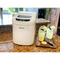 Magic Chef 27 lb. Capacity Portable Countertop Ice Maker, White and
