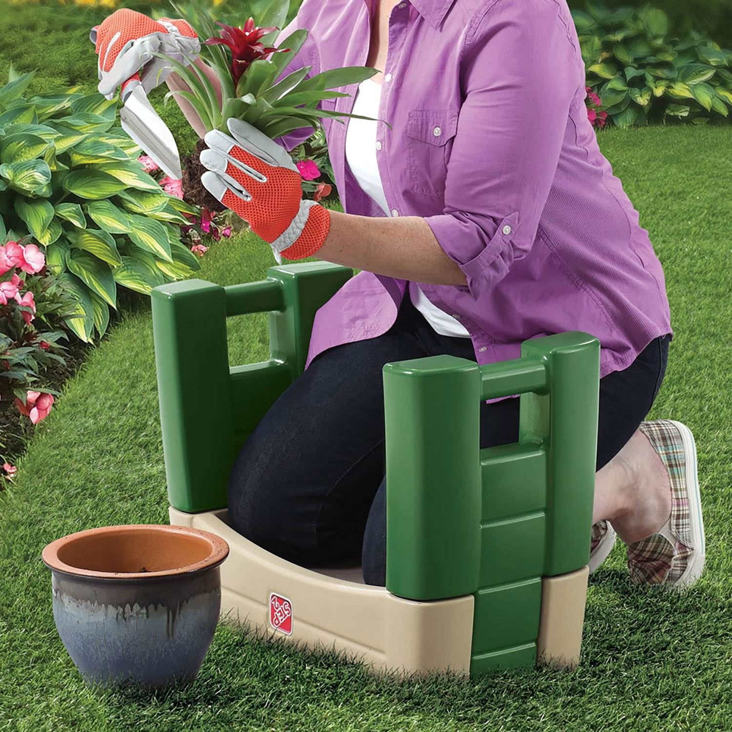 Step2 Garden Kneeler Seat - Durable Plastic Gardening Stool with Kneeling Pad