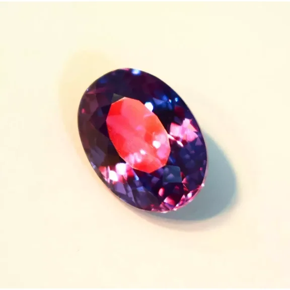 10.00 Ct Flawless Russian Color Changing Alexandrite Oval Gemstone