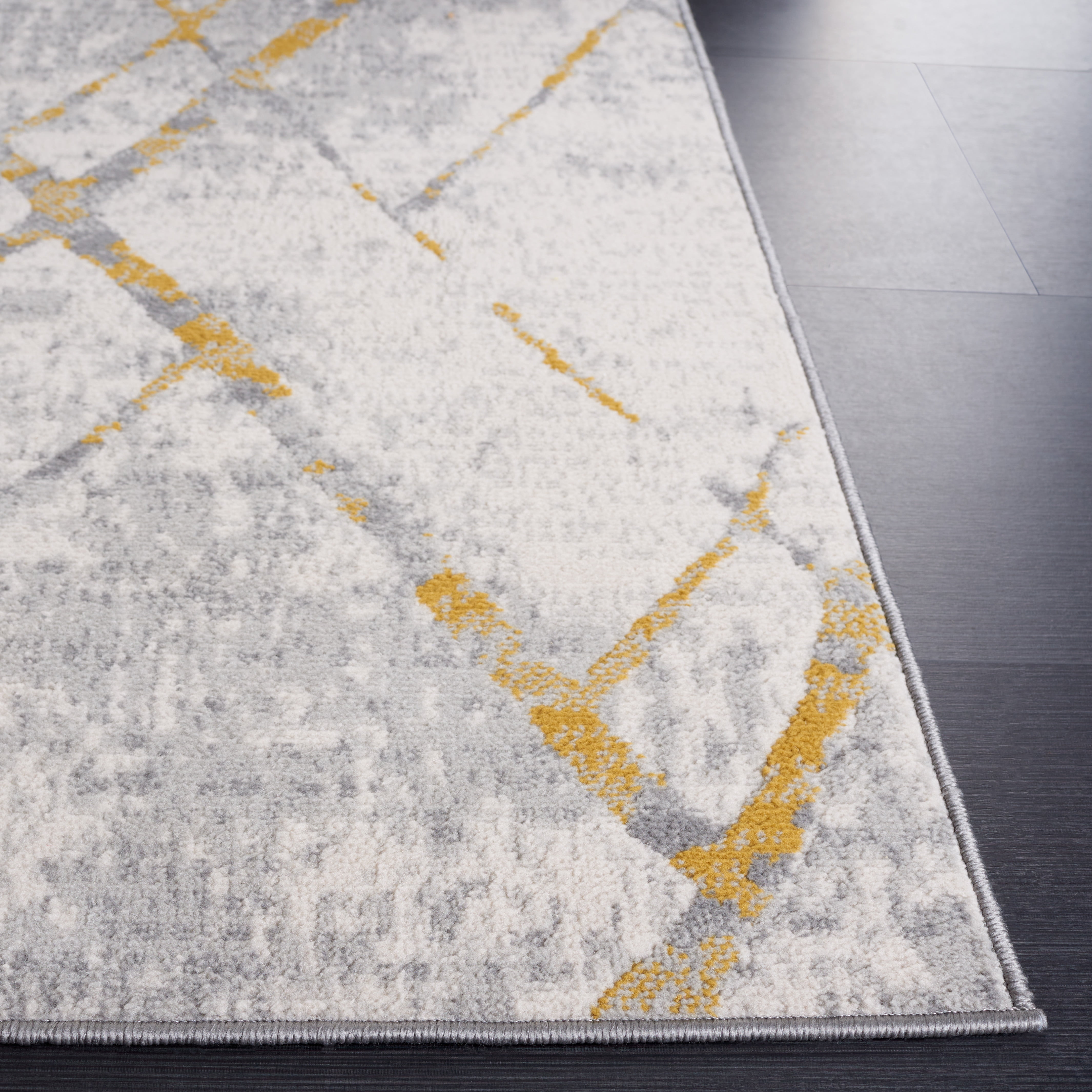 SAFAVIEH Odyssey Dylan Trellis Runner Rug, Grey/Gold, 2'2" x 8'
