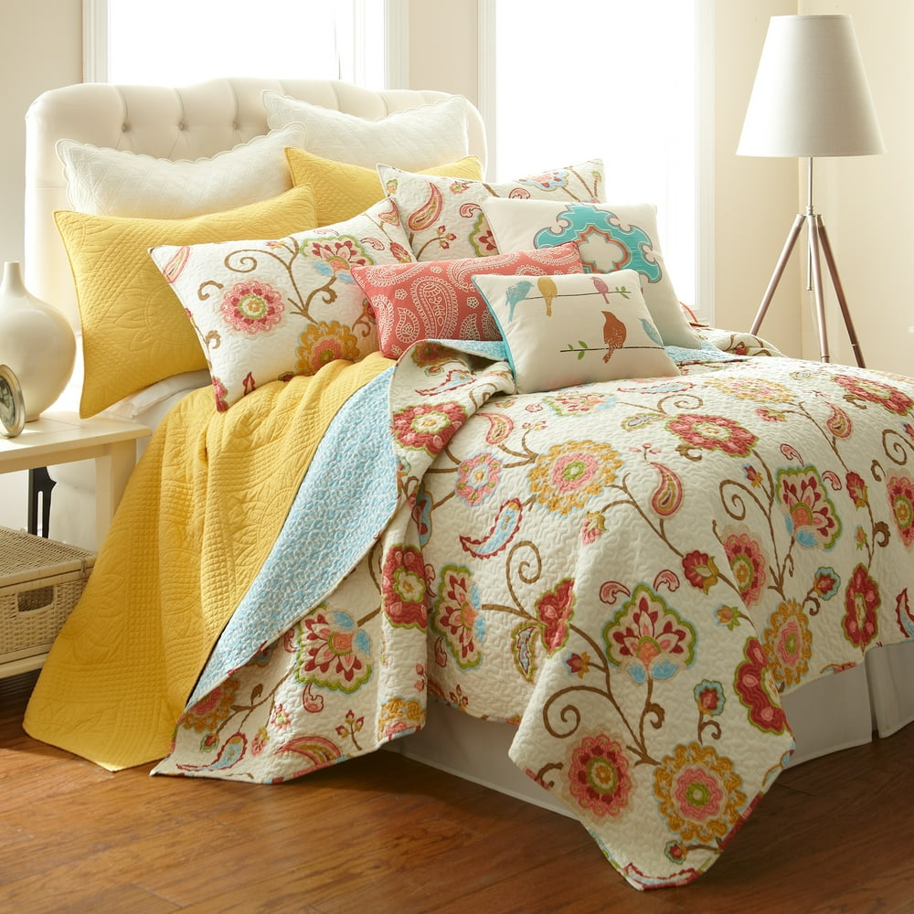 Levtex Home Ashbury Spring Quilt Set Full/Queen Quilt + Two