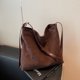 thumbnail image 4 of Bolsos de hombro suaves y de moda para desplazamientos diarios, gran oferta 2024, bolsos cruzados sencillos y versátiles con cierre de gamuza de gran capacidad para mujer, 4 of 5