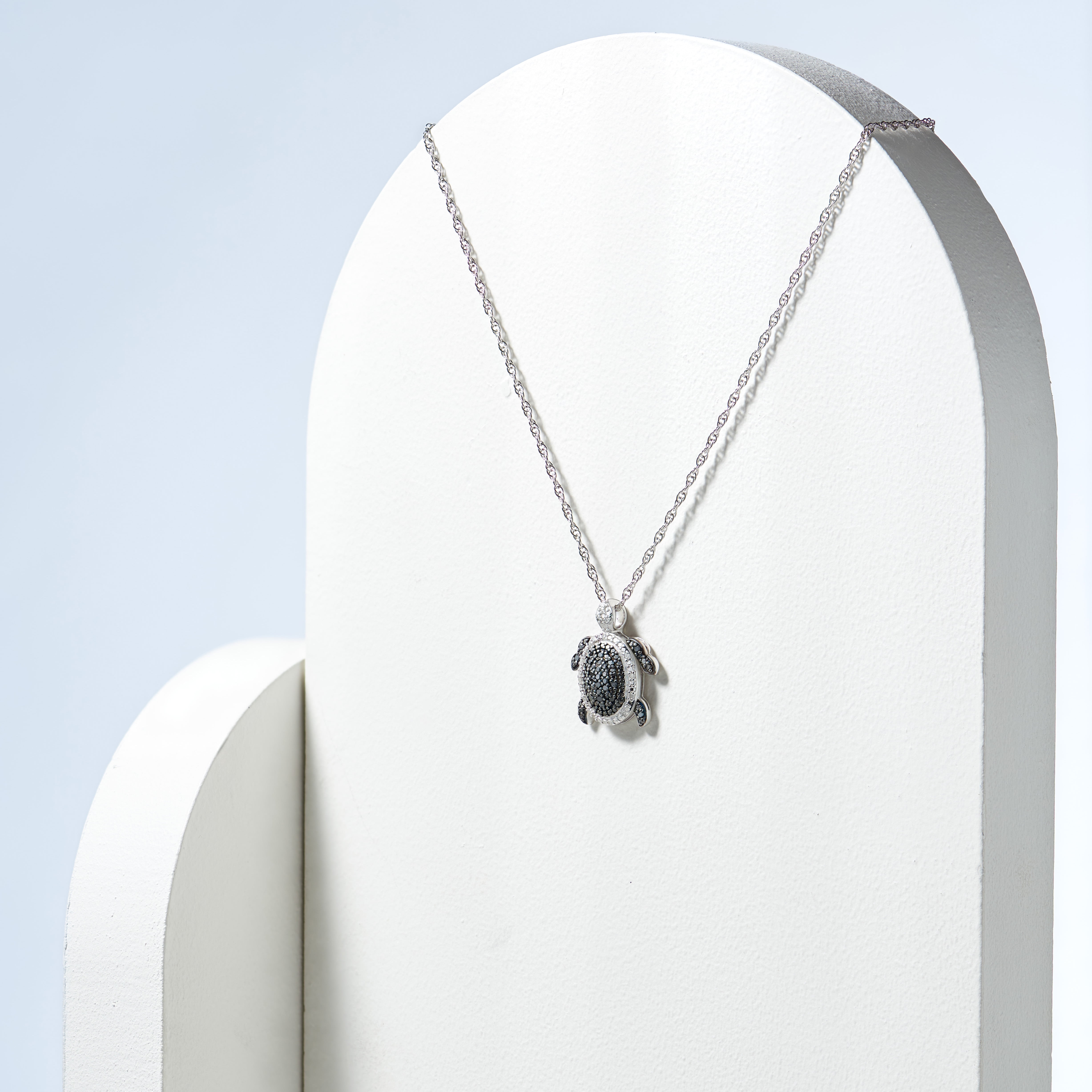 Forever Facets Black and White Diamond Turtle Pendant Necklace in Sterling Silver, Adult Female
