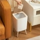 thumbnail image 5 of Bote de basura pequeño de 2,6 galones/10 l con tapa emergente, papelera con patas de madera for baño, cocina y dormitorio, 5 of 8