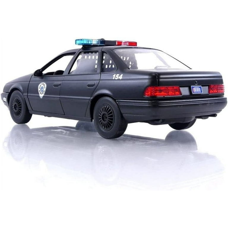 ROBO COP & OCP Ford Taurus Die Cast Figure 1:24 scale