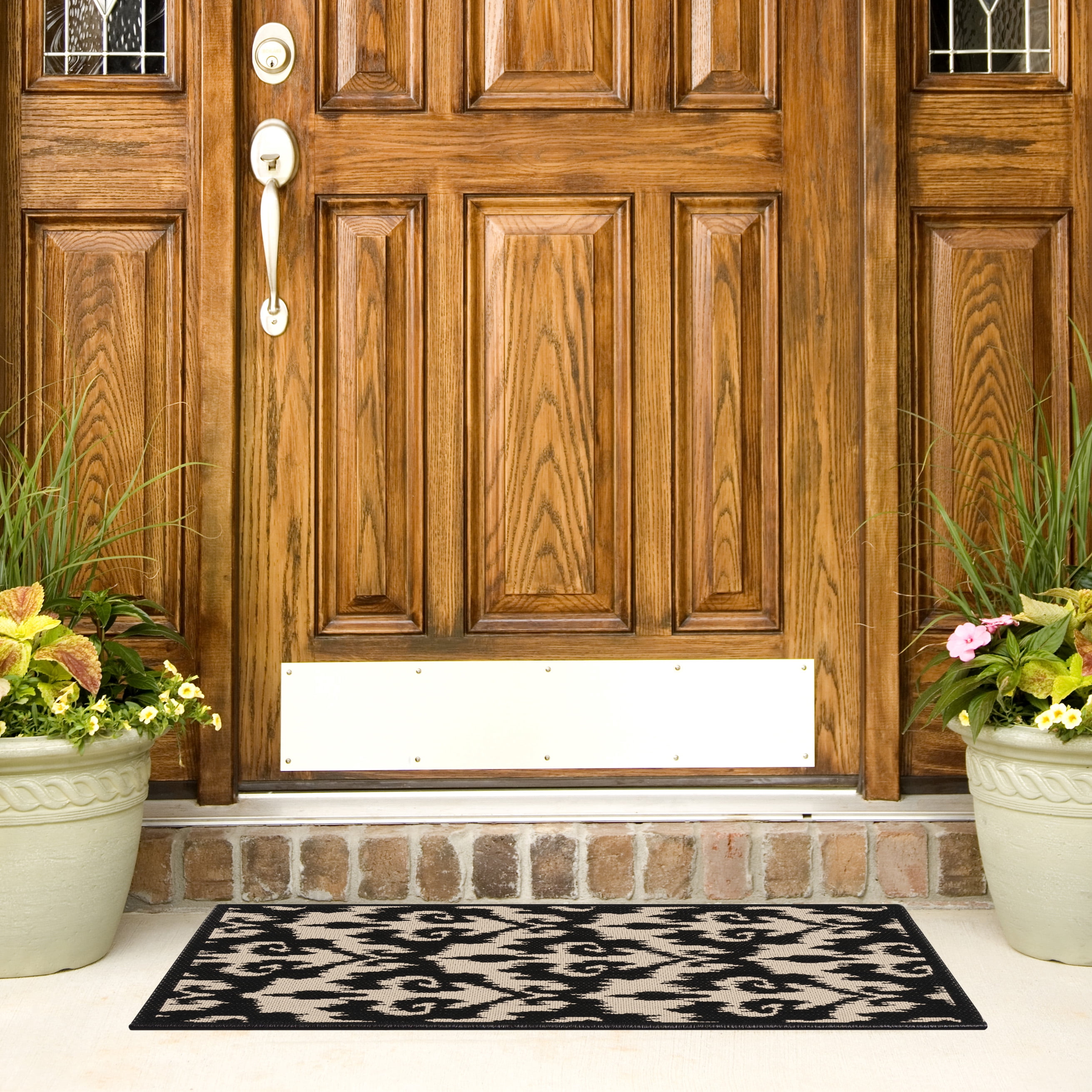 Safavieh Courtyard Millard Geometric Indoor/Outdoor Area Rug, Black/Beige, 5'3" x 7'7"