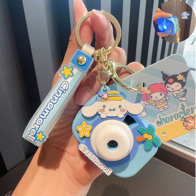 Colgante de la serie Sanrio, bonito proyector de silicona, decoración, bolso de coche, colgante, llavero de pareja de Hello Kitty, llavero Kawaii