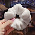 thumbnail image 1 of OOCA Chouchous Lumineux en Peluche pour Filles Bandeau Coloré pour Femmes Porte-Queue de Cheval Accessoires de Mode Élastiques, 1 of 7