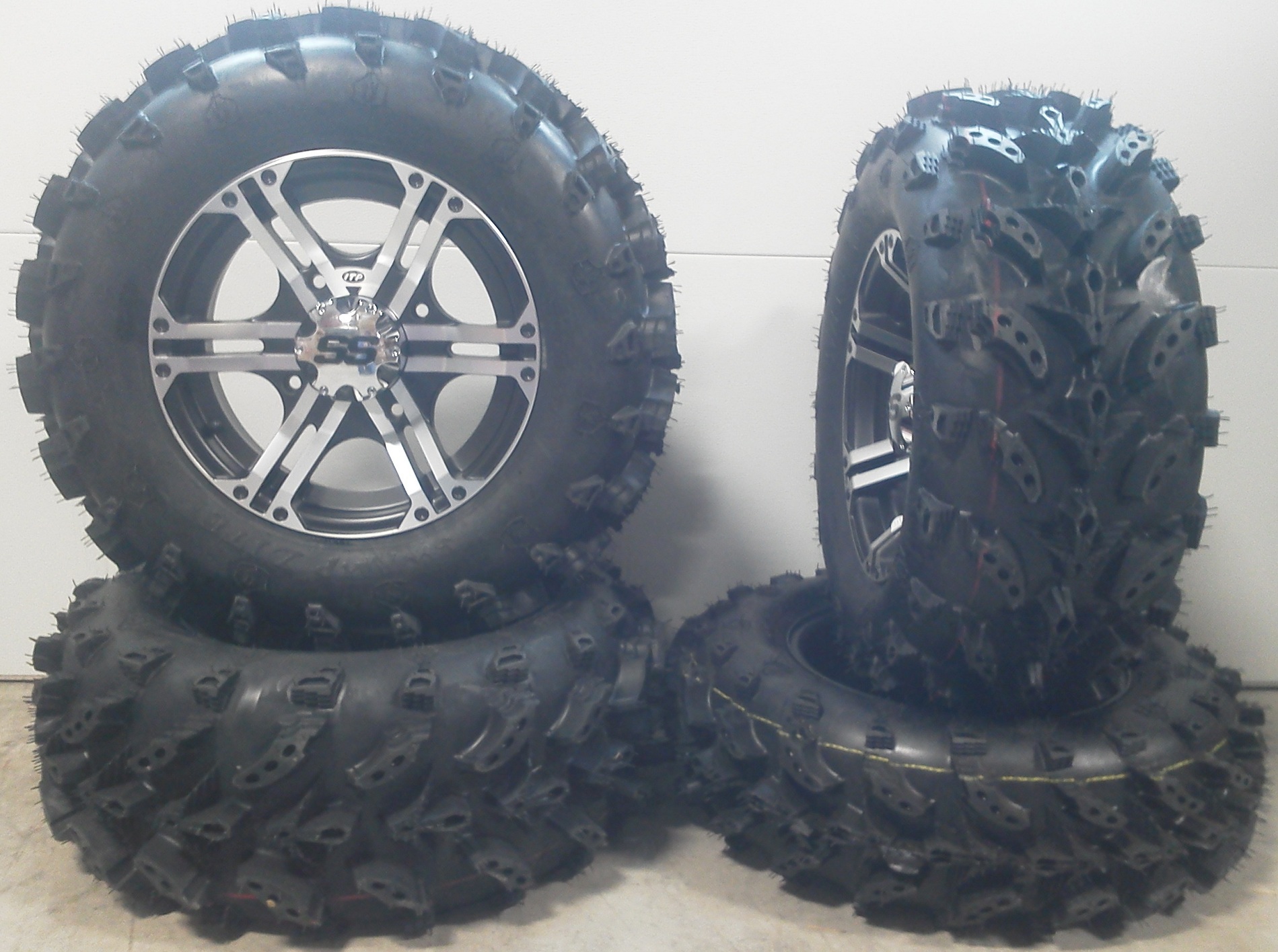 ITP SS212 14" Wheels Machined 27" Swamp Lite Tires Yamaha Viking