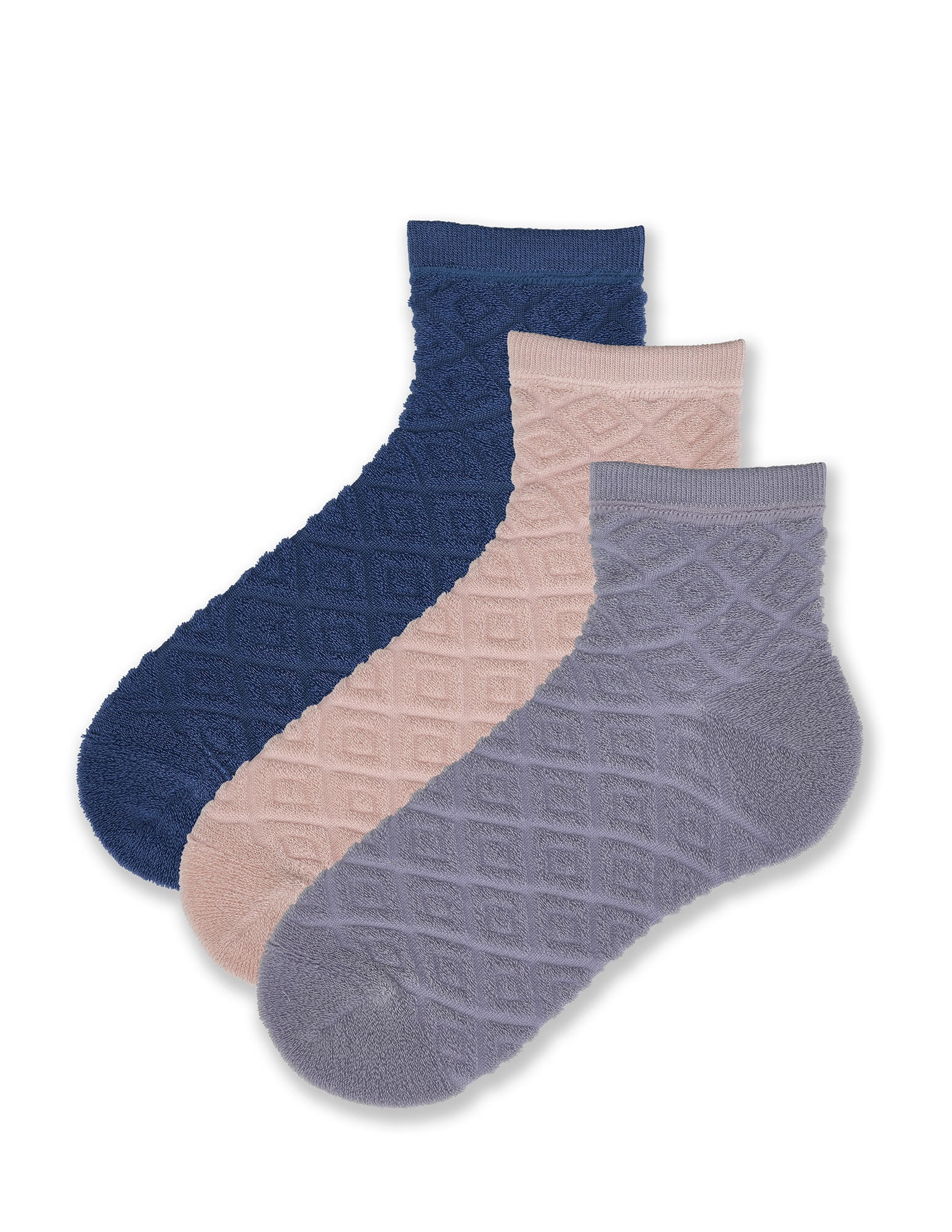 No Nonsense Women's Moisturizing Aloe Socks, Assorted Styles, 3 Pack
