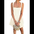 thumbnail image 2 of Vestido Mini Informal Sin Mangas con Cuello Cuadrado para Mujer, Estilo Acampanado, para Fiesta y Club. Cremoso S, 2 of 9